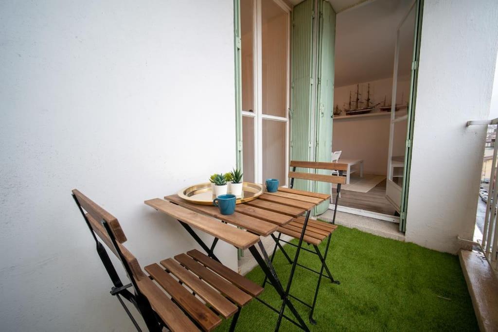 Fully Equipped Apartment Balcony Sleeps 7 Wifi Marseilles Exterior foto