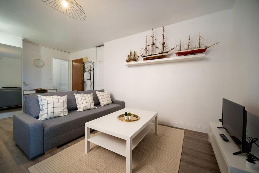 Fully Equipped Apartment Balcony Sleeps 7 Wifi Marseilles Exterior foto